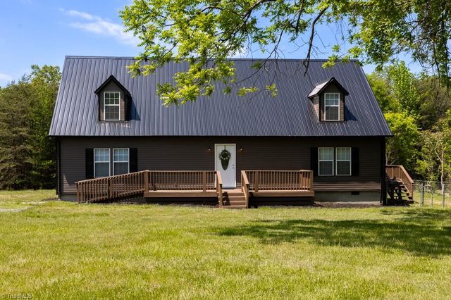 258 Buttercup Road, Eden, NC 27288