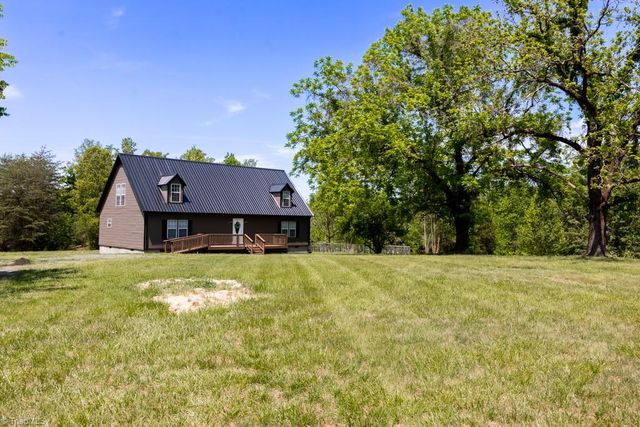 258 Buttercup Road, Eden, NC 27288