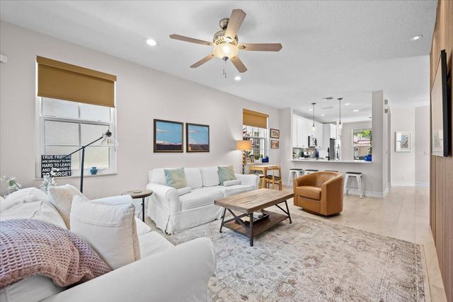 315 September Street, Palm Beach Gardens, FL 33410