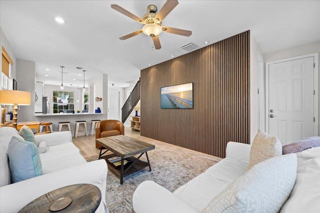 315 September Street, Palm Beach Gardens, FL 33410