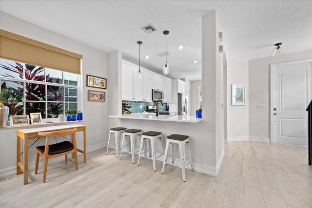 315 September Street, Palm Beach Gardens, FL 33410