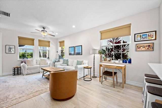 315 September Street, Palm Beach Gardens, FL 33410