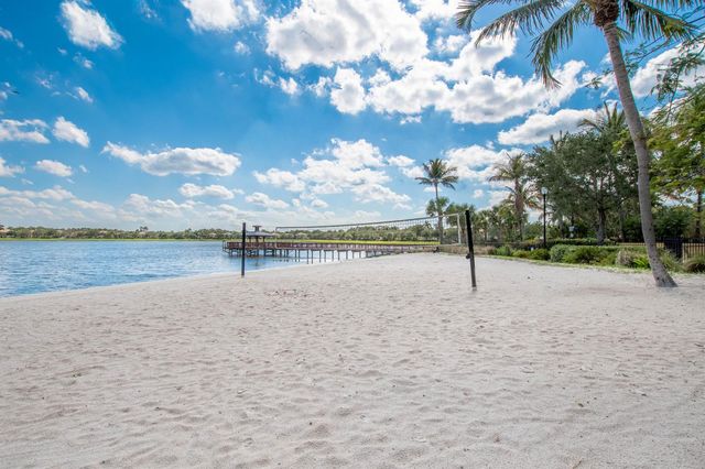 315 September Street, Palm Beach Gardens, FL 33410