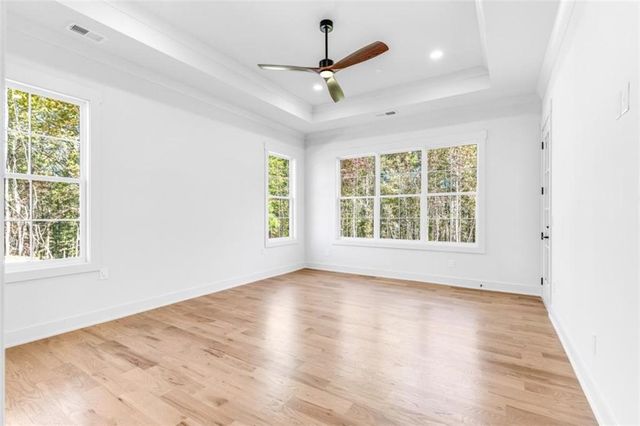 121 Forest Berry Court, Newnan, GA 30265