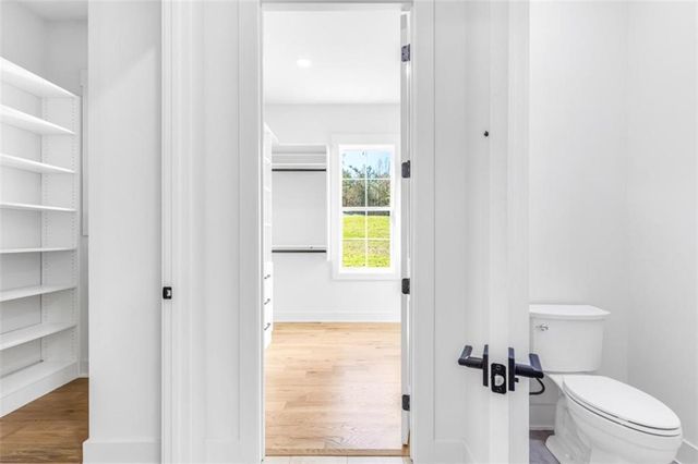 121 Forest Berry Court, Newnan, GA 30265