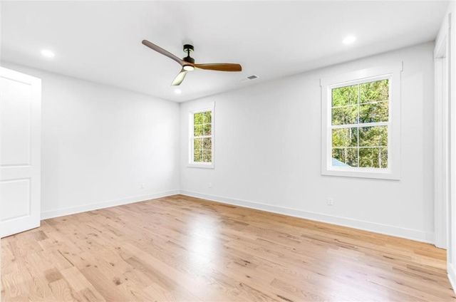 121 Forest Berry Court, Newnan, GA 30265