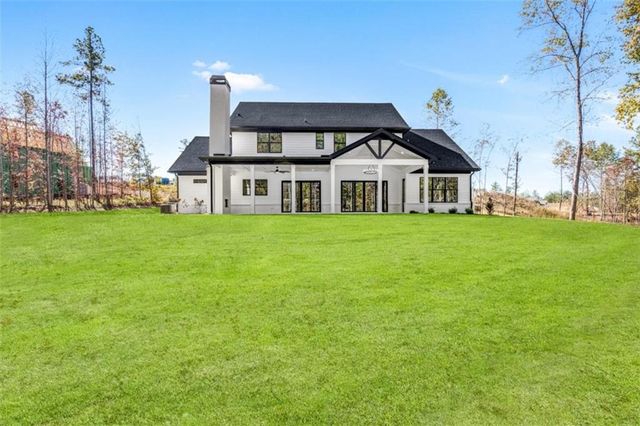121 Forest Berry Court, Newnan, GA 30265