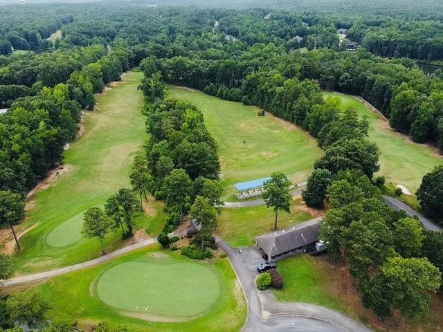 121 Forest Berry Court, Newnan, GA 30265