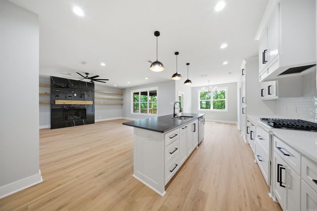 1197 Fern Ridge Road, Sherwood, AR 72120