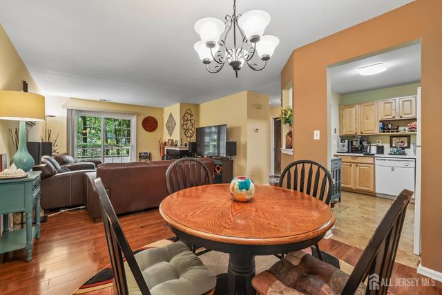 1702 Tanglewood Court, Helmetta, NJ 08828