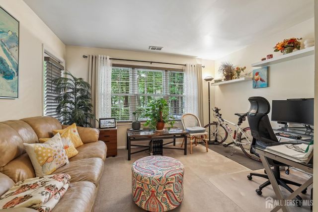 1702 Tanglewood Court, Helmetta, NJ 08828