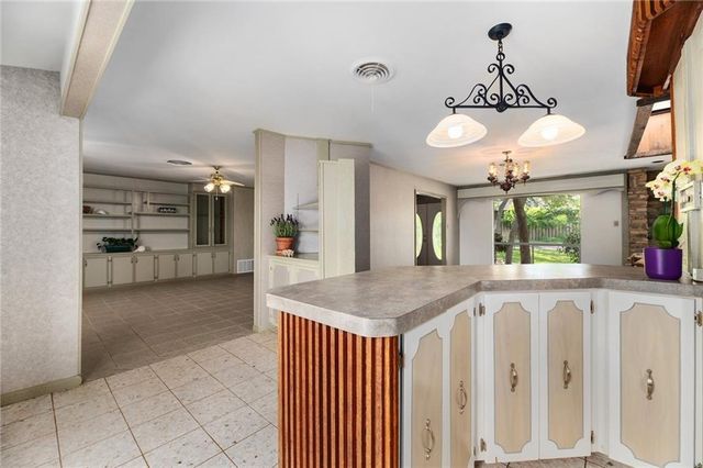 610 Lancelot WAY, Austin, TX 78746