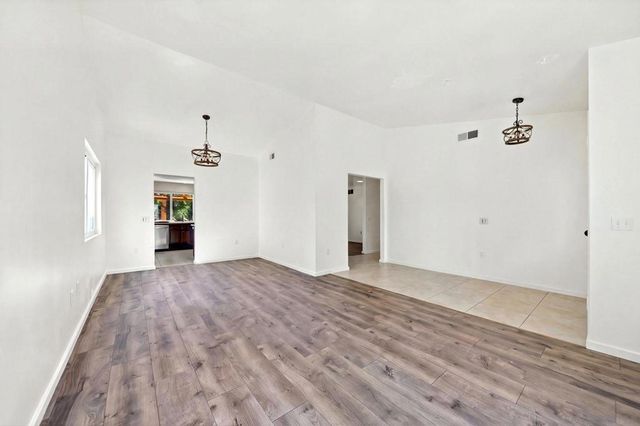 3583 Winslow, Oceanside, CA 92056