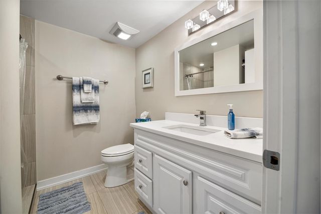 1060 Judy Drive, Elk Grove Village, IL 60007