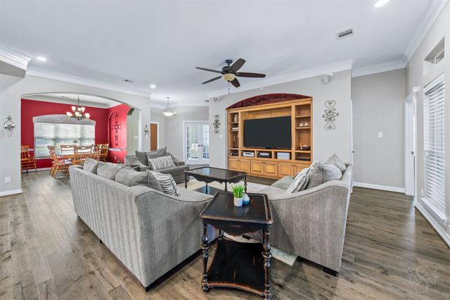 3635 River Bend Drive, Rosenberg, TX 77471