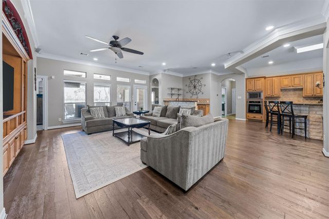 3635 River Bend Drive, Rosenberg, TX 77471