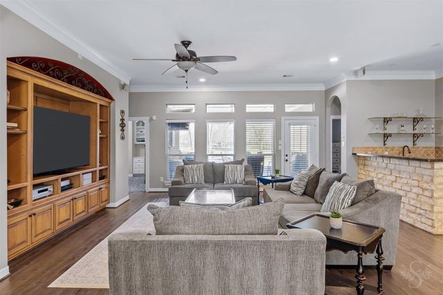 3635 River Bend Drive, Rosenberg, TX 77471