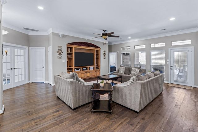 3635 River Bend Drive, Rosenberg, TX 77471