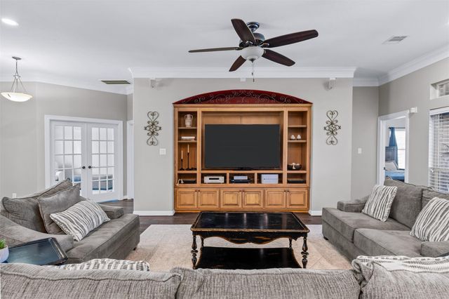 3635 River Bend Drive, Rosenberg, TX 77471