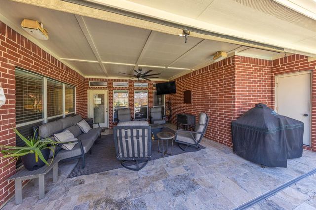 3635 River Bend Drive, Rosenberg, TX 77471