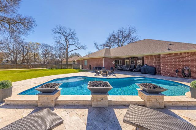 3635 River Bend Drive, Rosenberg, TX 77471