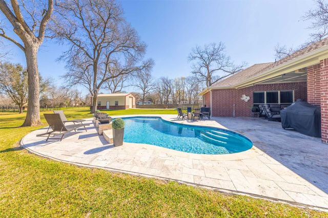 3635 River Bend Drive, Rosenberg, TX 77471