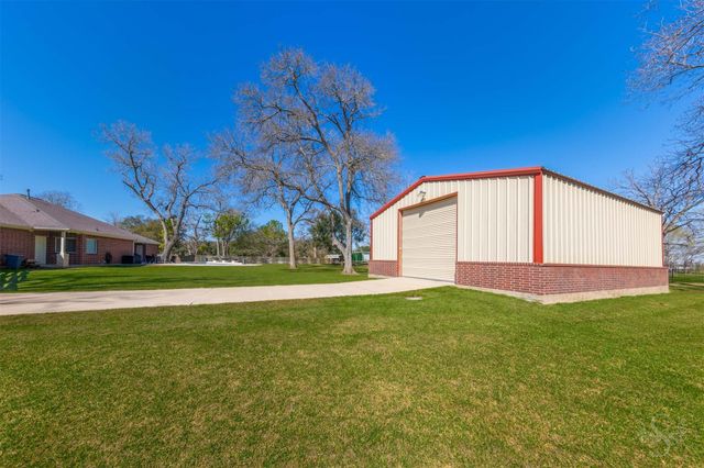 3635 River Bend Drive, Rosenberg, TX 77471