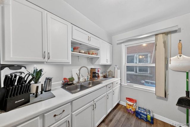 8048 Kentucky Street, Detroit, MI 48204