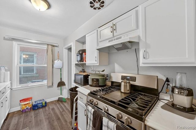 8048 Kentucky Street, Detroit, MI 48204