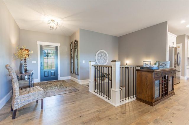 2739 Highclere Drive, Eau Claire, WI 54703