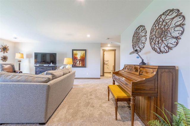 2739 Highclere Drive, Eau Claire, WI 54703