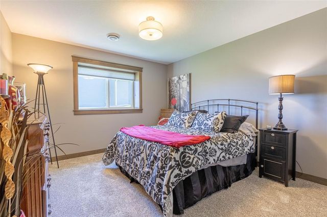 2739 Highclere Drive, Eau Claire, WI 54703