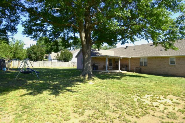 4003 Lori Spence, Paragould, AR 72450