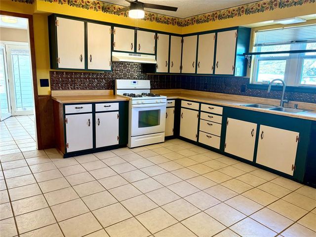 501 N Windle Street, Granite, OK 73547