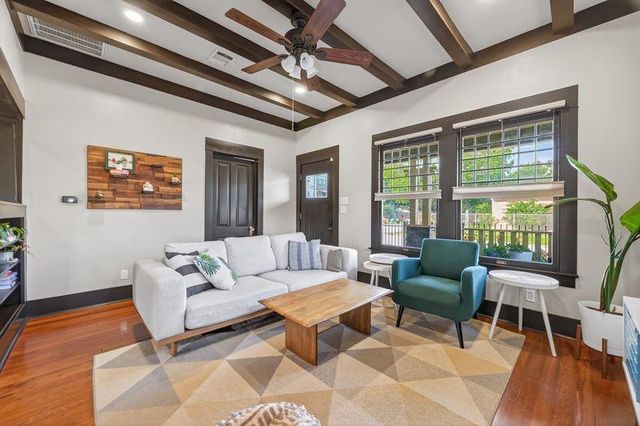 1414 Finch Street, Houston, TX 77009