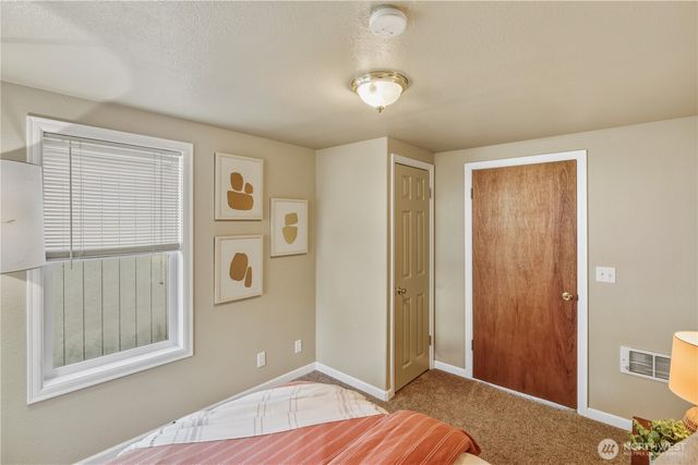 613 Hancock Street, Port Townsend, WA 98368