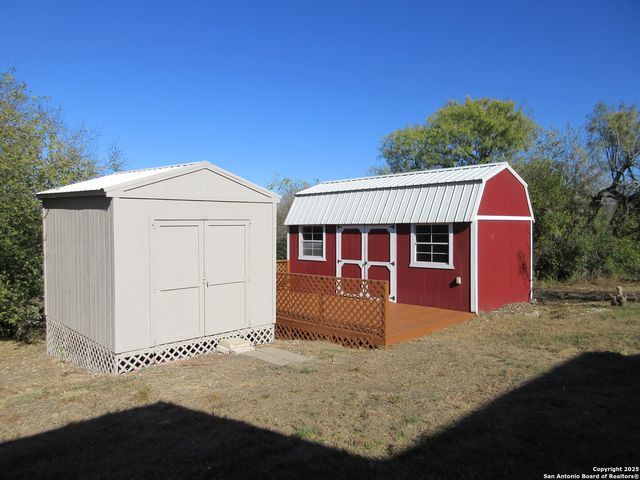 230 County Road 5635, Castroville, TX 78009