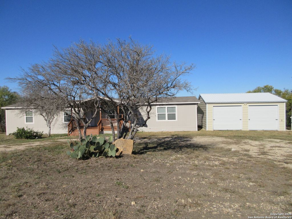 230 County Road 5635, Castroville, TX 78009