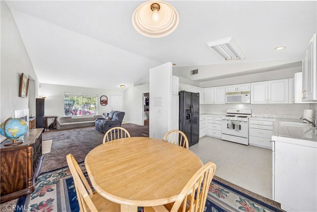 2995 Joshua, Hemet, CA 92545