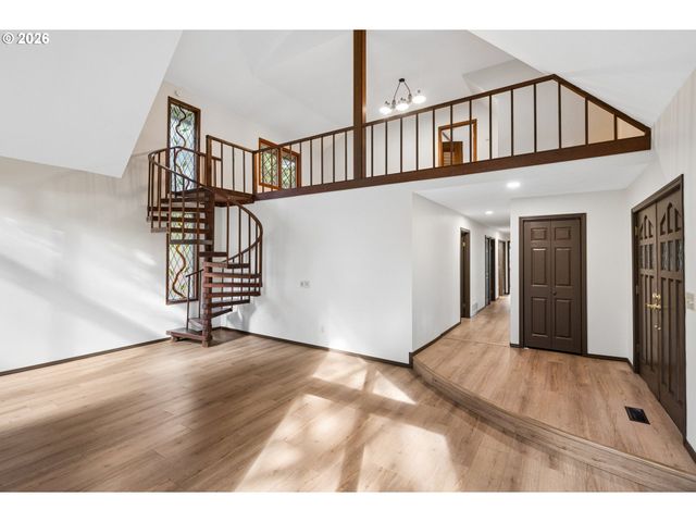 18615 S SCHUEBEL Ln, Beavercreek, OR 97004