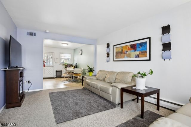 1101 Brooks Blvd, Manville Boro, NJ 08835