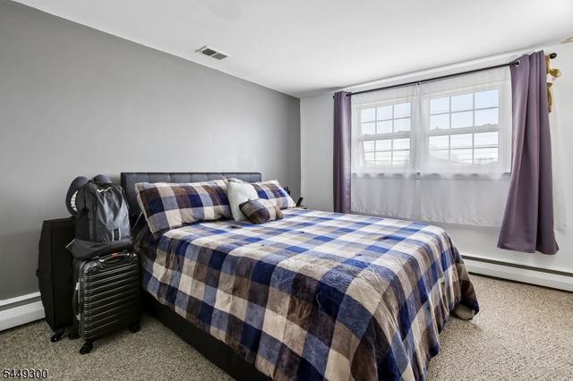 1101 Brooks Blvd, Manville Boro, NJ 08835