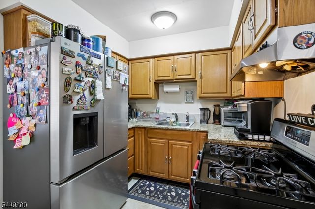 1101 Brooks Blvd, Manville Boro, NJ 08835