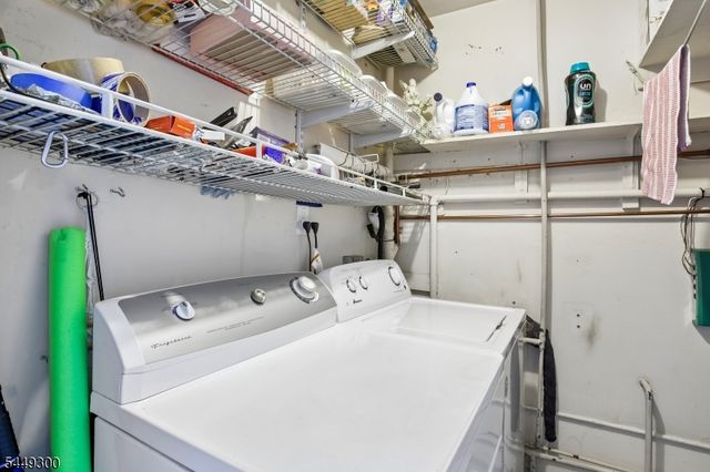 1101 Brooks Blvd, Manville Boro, NJ 08835