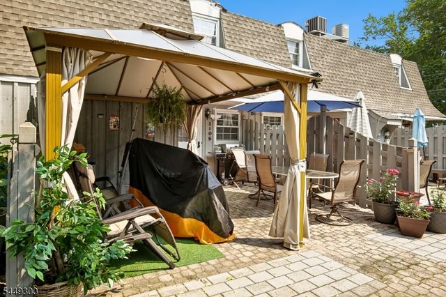 1101 Brooks Blvd, Manville Boro, NJ 08835