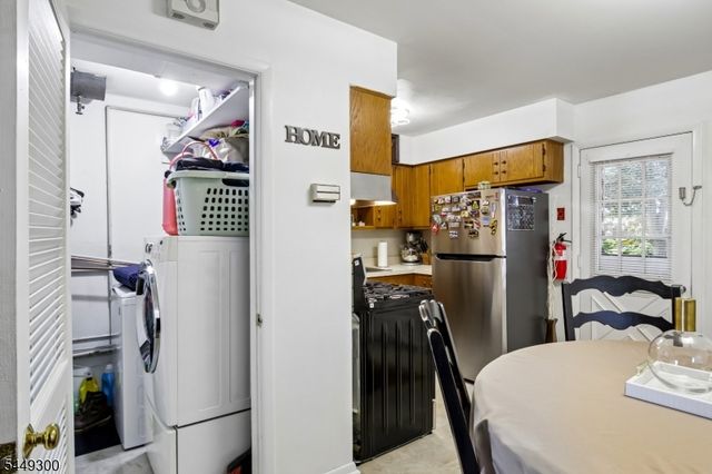 1101 Brooks Blvd, Manville Boro, NJ 08835