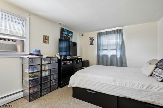 1101 Brooks Blvd, Manville Boro, NJ 08835