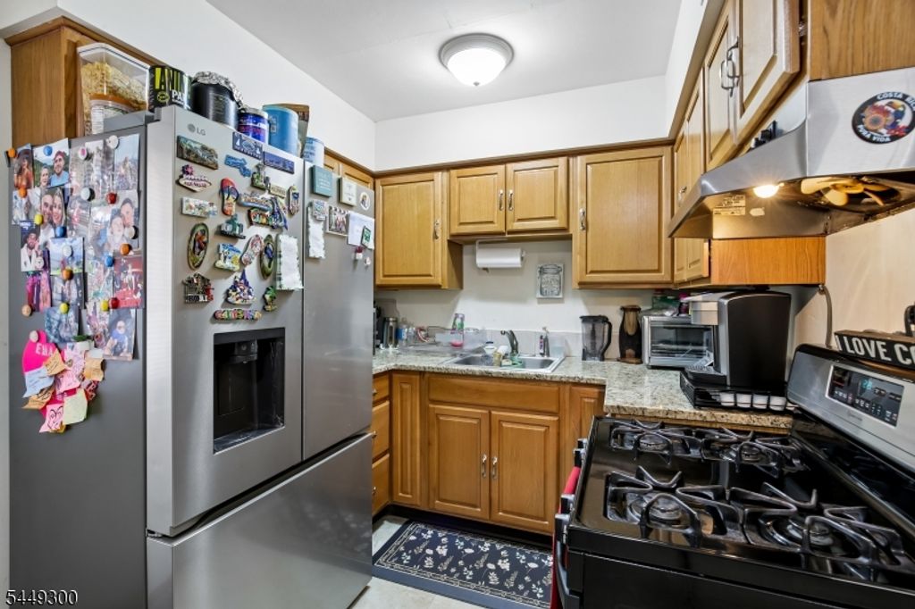 1101 Brooks Blvd, Manville Boro, NJ 08835 — photo 4