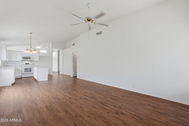 972 E CONSTITUTION Drive, Chandler, AZ 85225