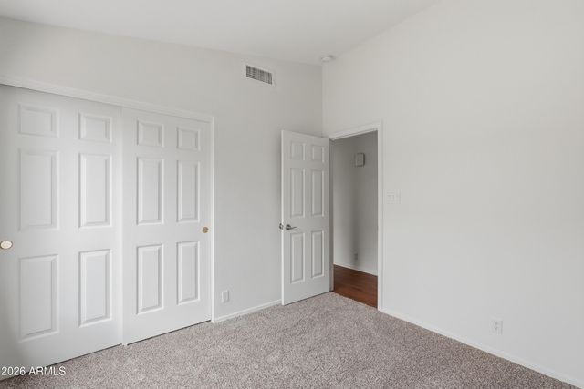 972 E CONSTITUTION Drive, Chandler, AZ 85225